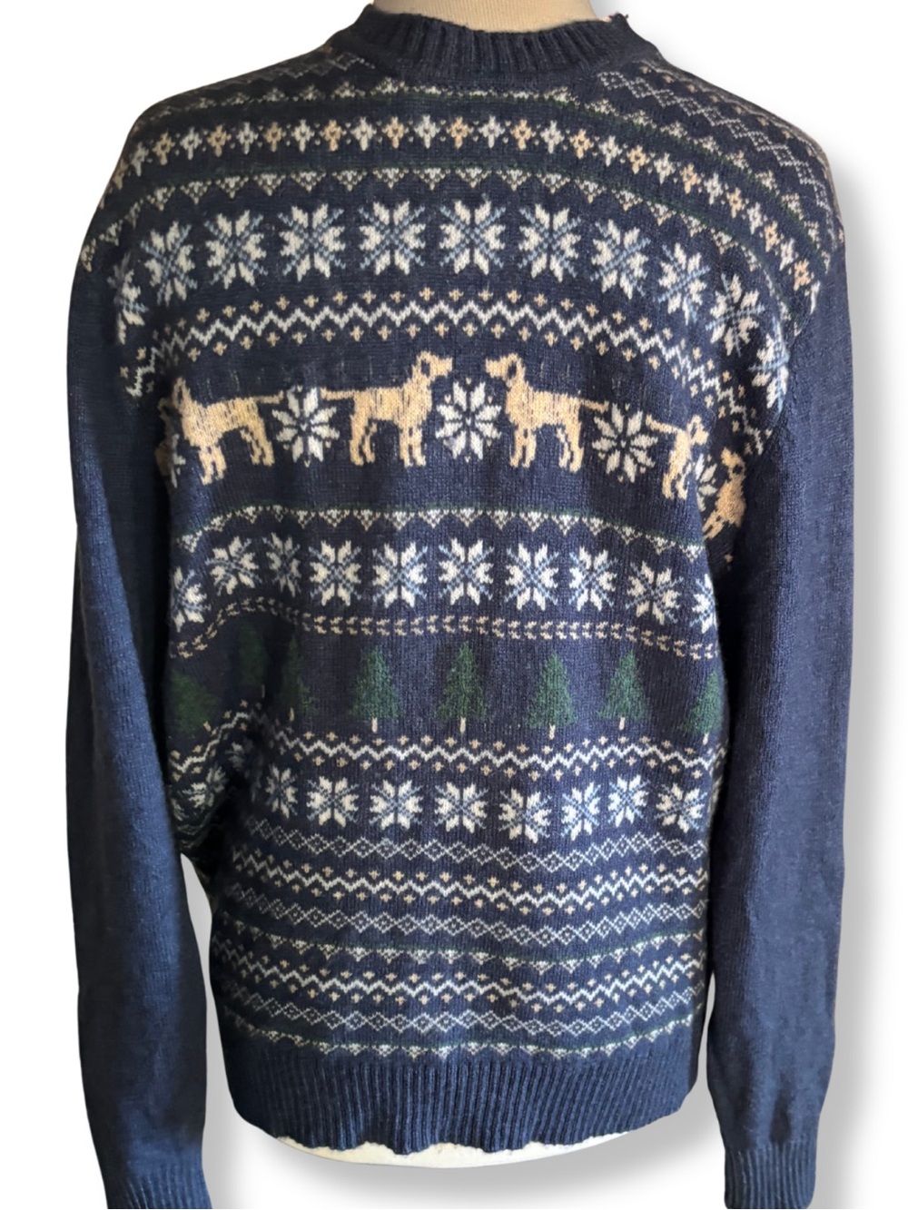 Crown & Ivy Fair Isle Dog Snowflake Sweater Size L Navy Blue Womens